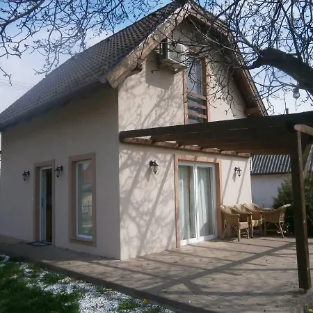 Nyaraló Lipot-haus *